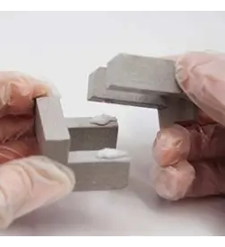 Epoxy adhesive application Epoxy adhesive application